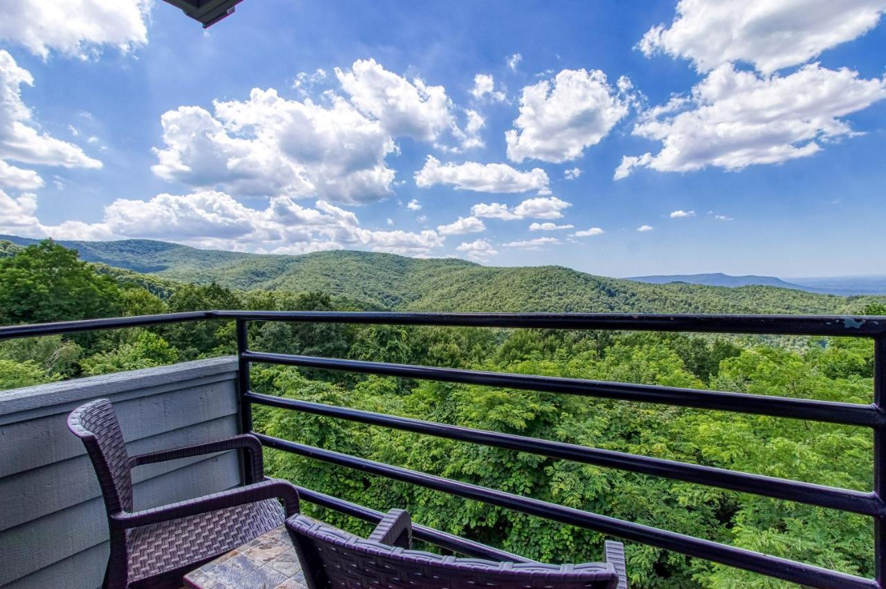 On Top Of The World-Heavenly Views-Sunsets-Pool! Gatlinburg Exterior photo